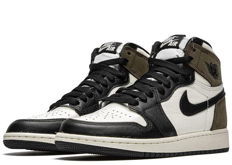 Air Jordan 1 Retro High OG - 'Dark Mocha'