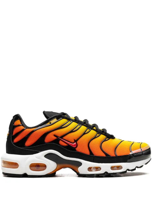 Nike
Air Max Plus "Sunset" sneakers