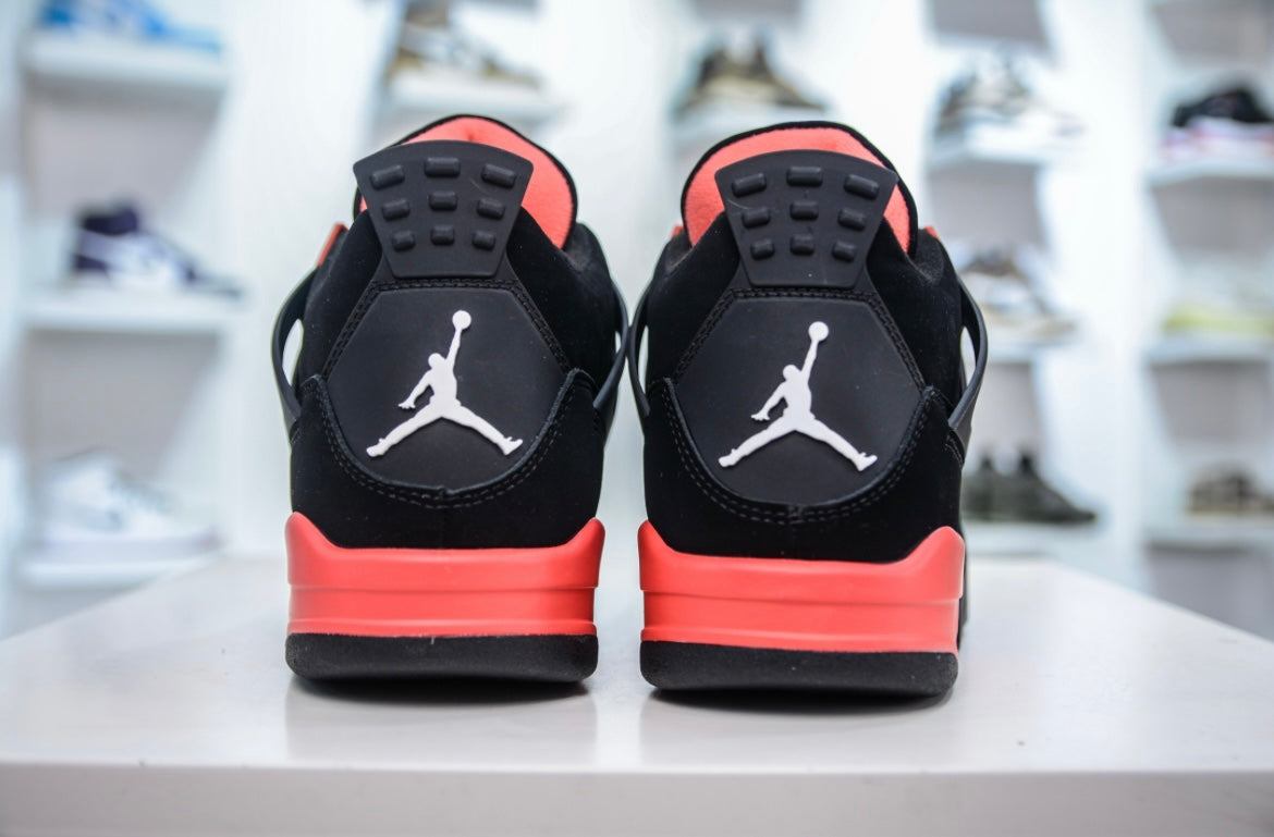 Jordan
Air Jordan 4 Retro "Red Thunder" sneakers