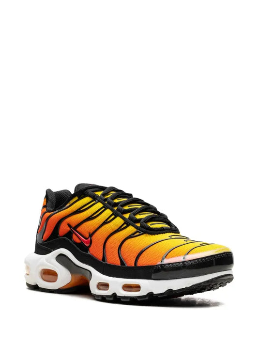 Nike
Air Max Plus "Sunset" sneakers