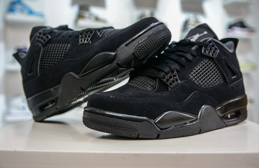 Jordan
Air Jordan 4 Retro "Black Cat 2020" sneakers