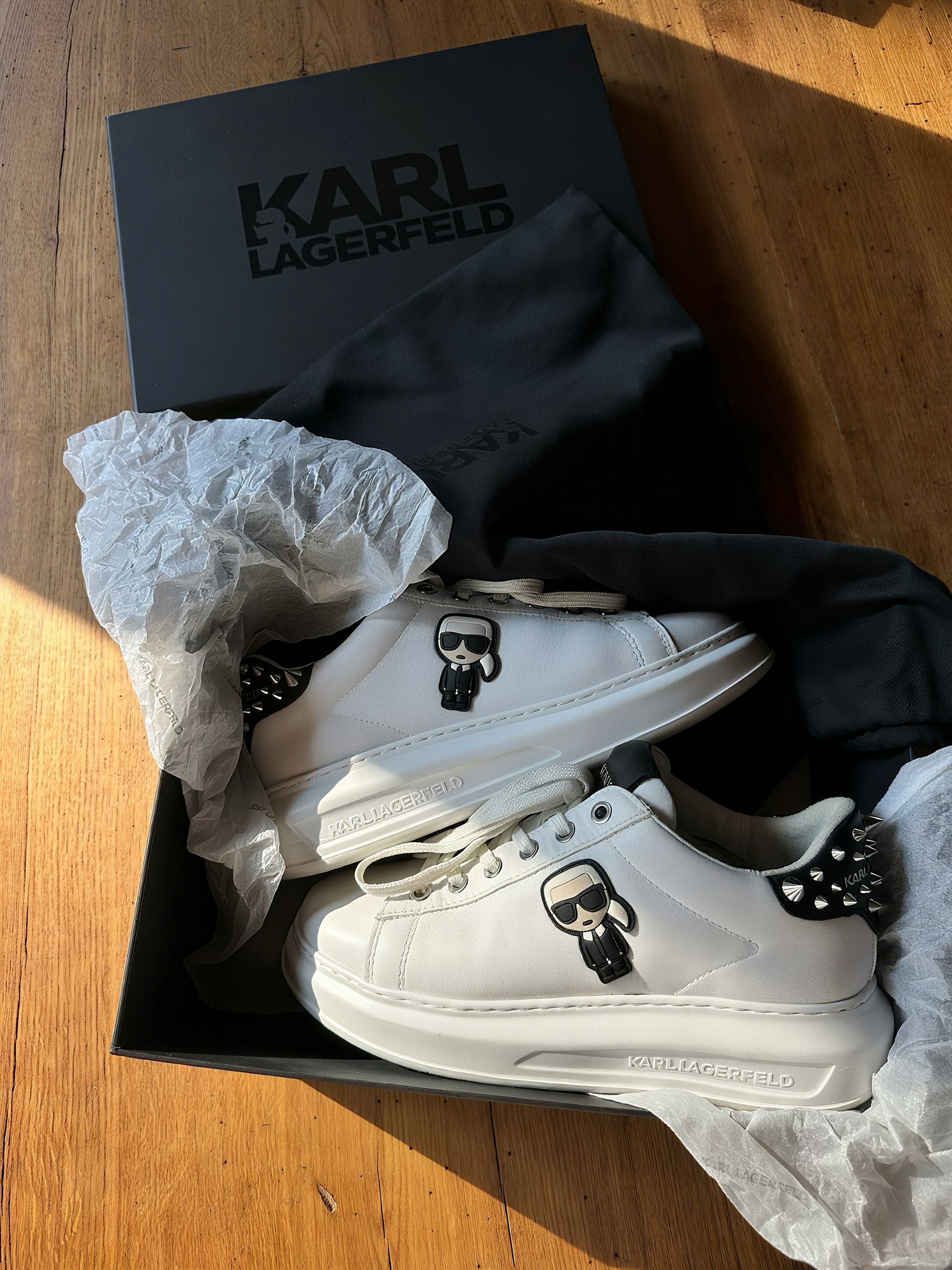 ‘Karl Lagerfeld’