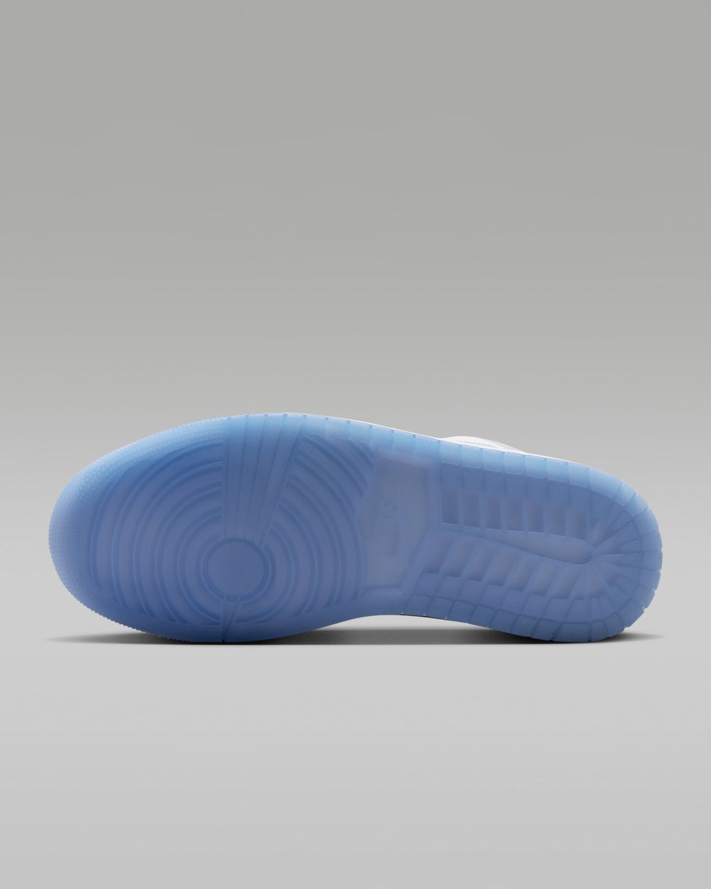 Air Jordan 1 Low shoes in the White/Wolf Grey-Aluminum