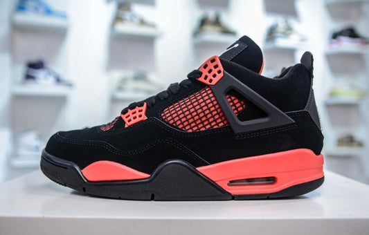 Jordan
Air Jordan 4 Retro "Red Thunder" sneakers