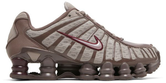 NIKE SHOX